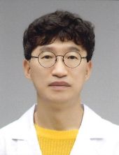 내과2전문의 김용철